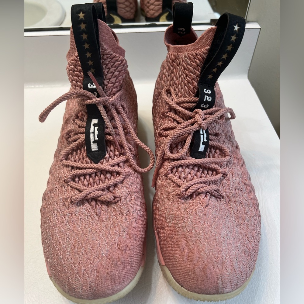 Mens Nike lebrons